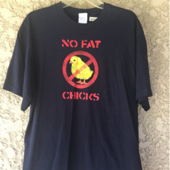 No Fat Chicks T-shirt - Funny Shirt - Humorous Gif - Picture 3 of 3